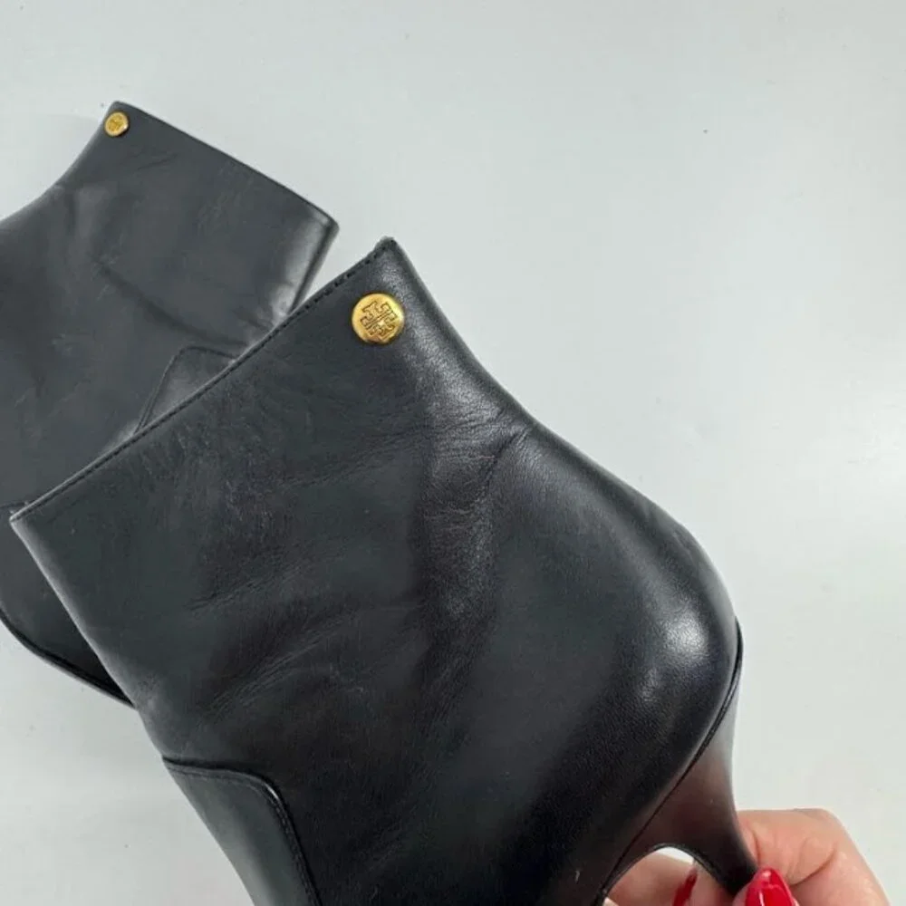 Tory Burch brand tory